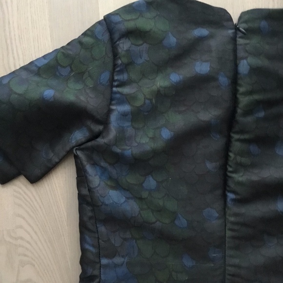 Jijil Italian Brand Jacquard Peacock / Scales Green and Blue Fitted Dress XS fit - Picture 9 of 12